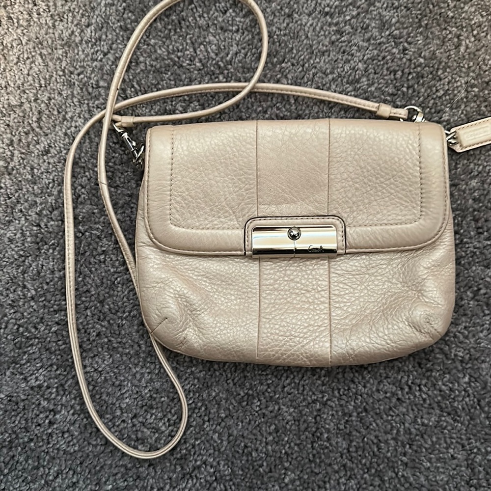 Iridescence coach cross body purse with card slots